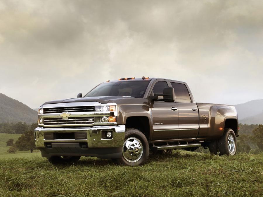  Chevrolet Silverado 3500 HD LTZ Crew Cab 2014 года  (фото 10 из 17)